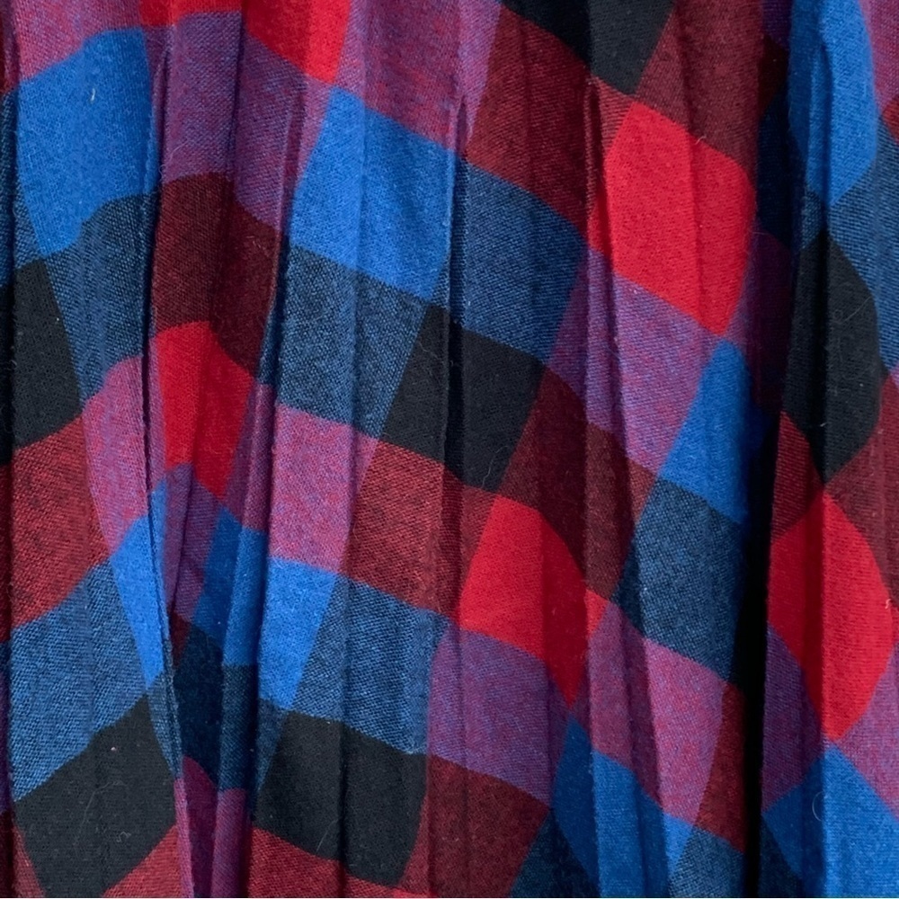 Vintage Plaid Pleated Skirt - Picture 4 of 6